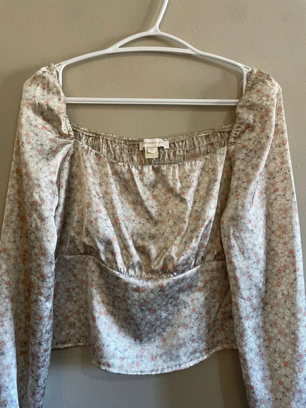 Monteau Los Angeles Cream Floral Smocked Square-Neck Blouse – Size XL EUC - Picture 5 of 16